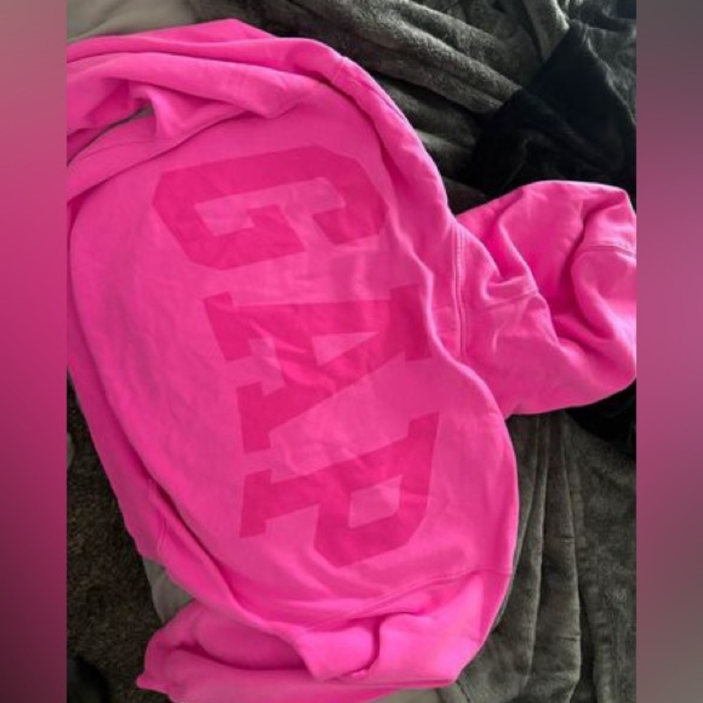 Viral cropped gap hoodie